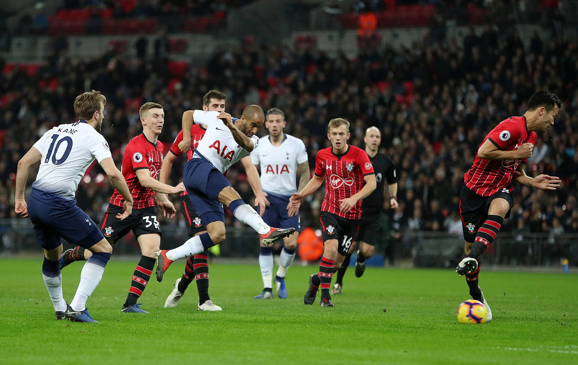 足球比赛的 足球比赛的